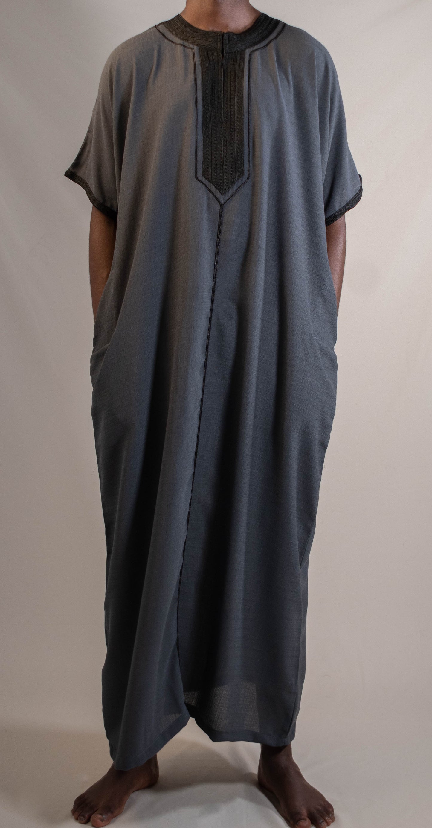 DARK MAROON/mensthobes Royalthobes